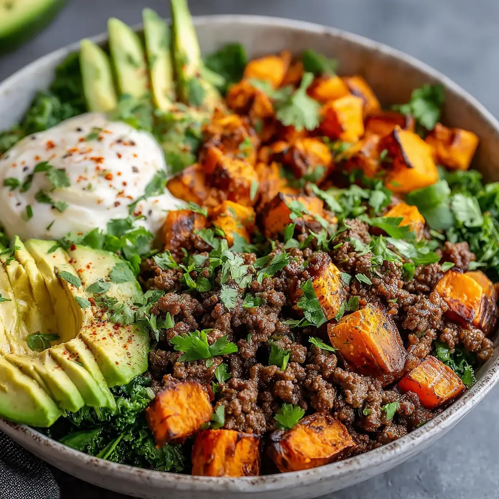 Ground Beef Sweet Potato Avocado Bowl | Healthy Paleo Meal Prep Idea